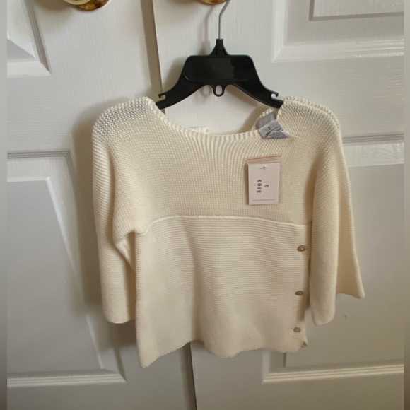 Toddler Girls Size 2 Cream Knit Sweater. Tags Still Attached, side button detail - Picture 1 of 3